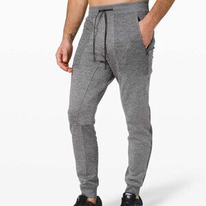 Lululemon Textured Tech Joggers Mens Medium Gray Pants Stretch Drawstring